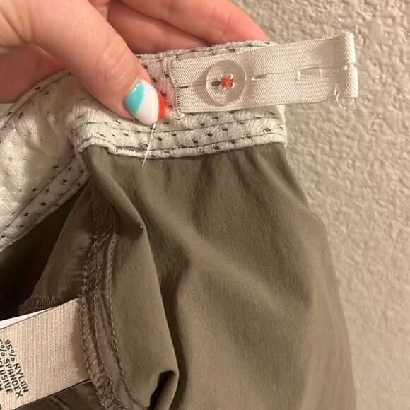 ✨L.L.Bean Water-Repellent Comfort Trail Sz 10 Tan Pants, Mid-Rise Straight-Leg ✨ - Picture 10 of 10
